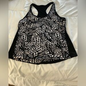 Exercise top black white size LXL Very Comfortable